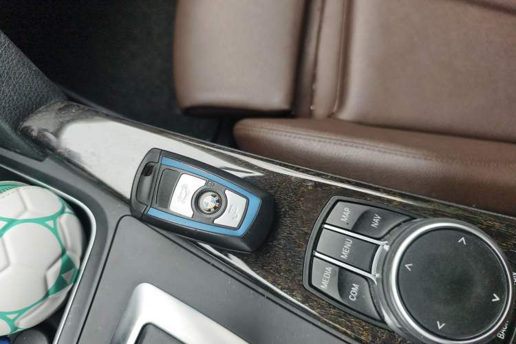 Used BMW 3 Series 2019 320Li M Sport Night Edition Vehicle Key