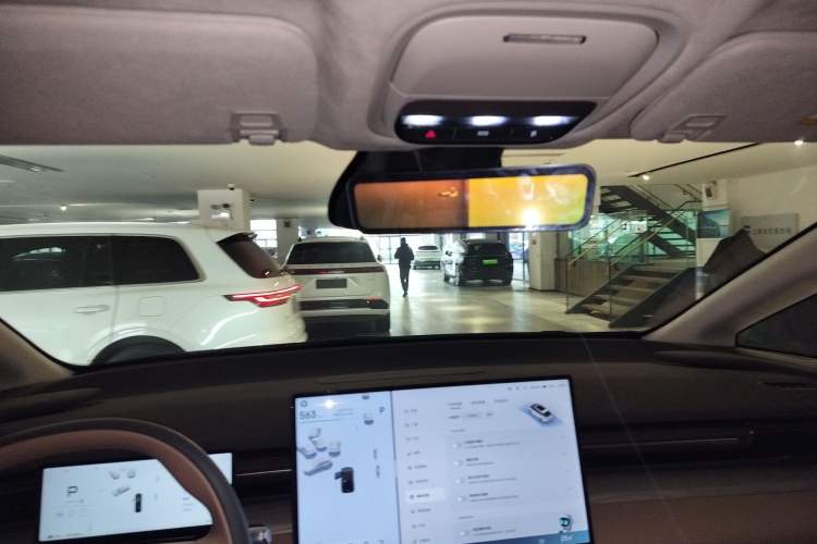 Used XPeng X9 2025 740 Ultra-Long Range Max