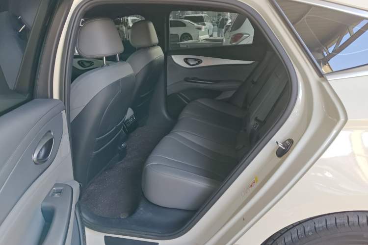 Used BYD Seal 07 DM-i 2025 DM-i 1.5L 70km Elite Model Left Rear Seat