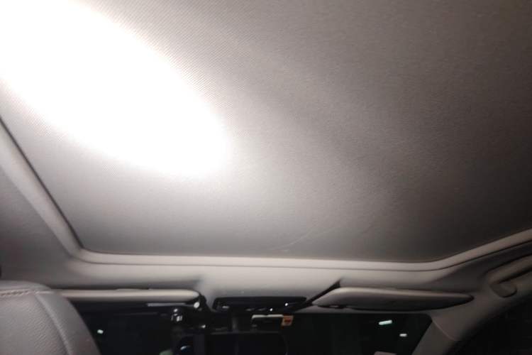 Used Honda Vezel 2016 1.8L CVT Front-Wheel Drive Pioneer Edition