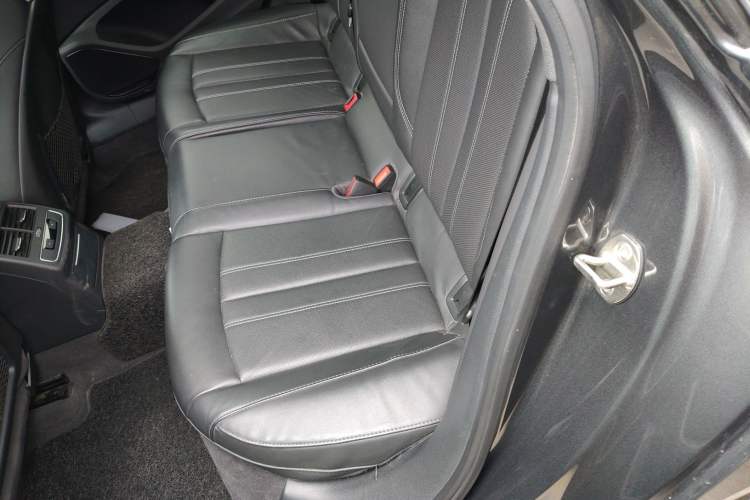 Used Audi A4L 2024 40 TFSI Luxury Dynamic Edition