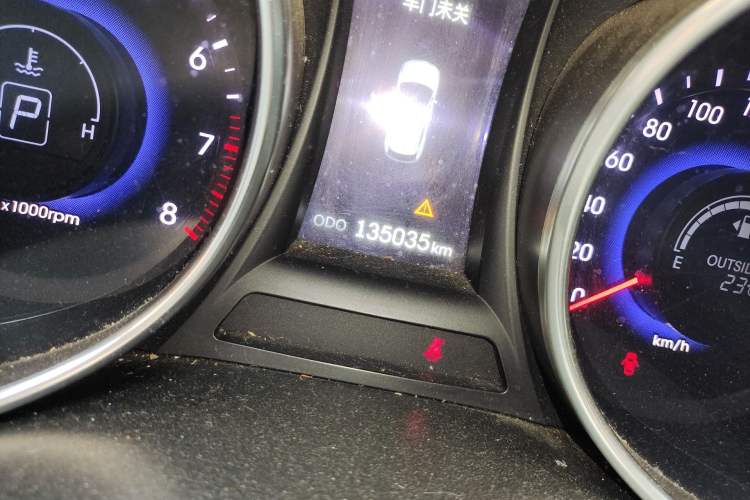 Used Hyundai Santa Fe 2013 2.4L Automatic 2WD Comfort Edition