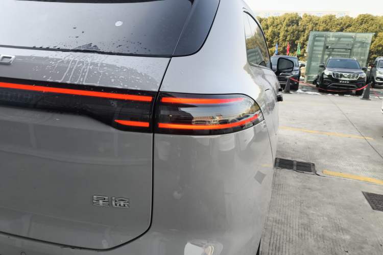 Used EXEED Star Era ET 2024 Extended-Range 240 Ultra All-Wheel Drive
