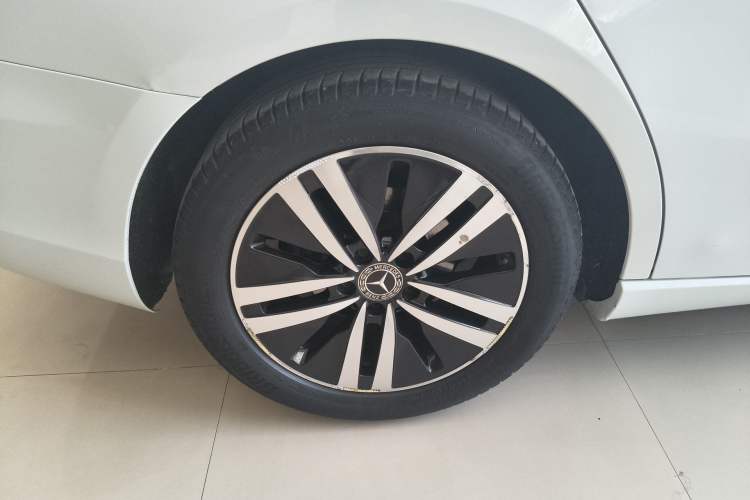 Used Mercedes-Benz A-Class 2020 Revised A 180 L Right Rear Wheel Hub