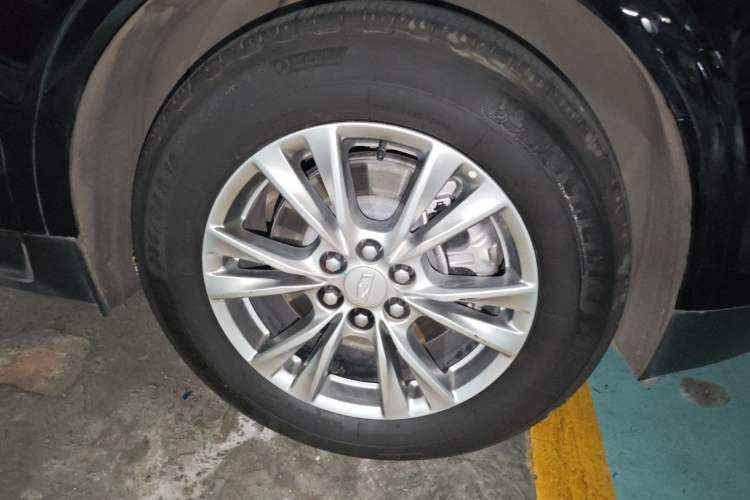 Used Cadillac XT5 2022 2.0T Two-Wheel Drive Luxury Version
