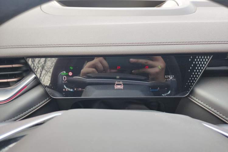 Used Wey Mocha 2021 2.0T Two-Wheel-Drive Ultra-Strong Version Instrument Cluster