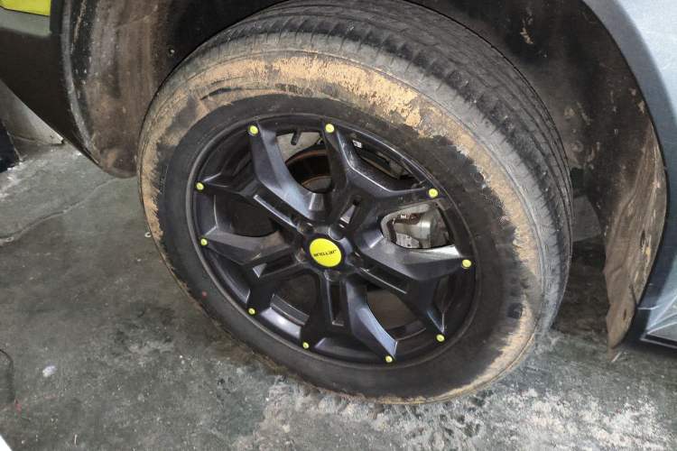 Used JETOUR Traveler 2023 2.0T All-Wheel-Drive CrossPRO Exterior 5