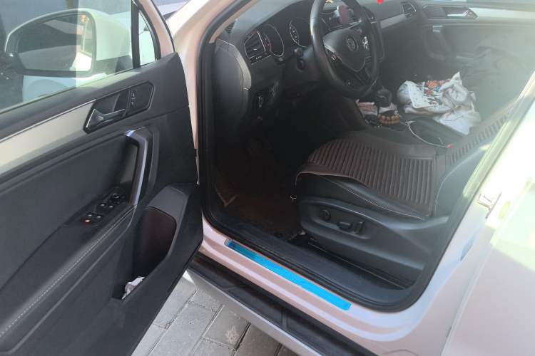 Used Volkswagen Tiguan L 2018 280TSI Automatic Two-Wheel Drive Comfort Edition