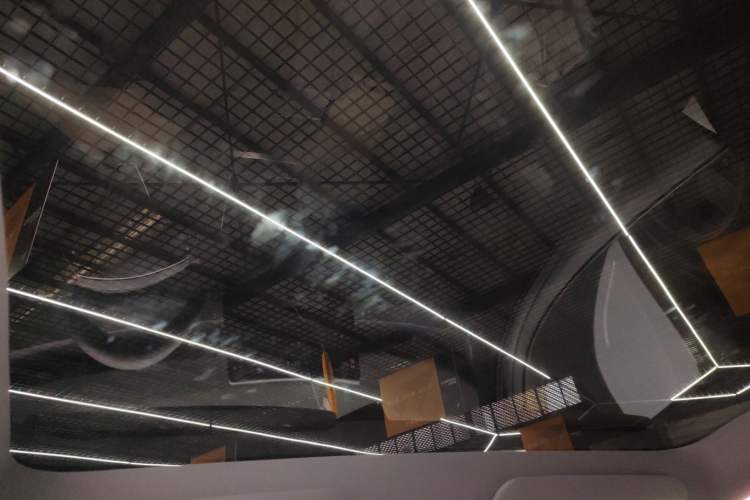 Used Tesla Model Y 2025 Rear-Wheel-Drive Version
