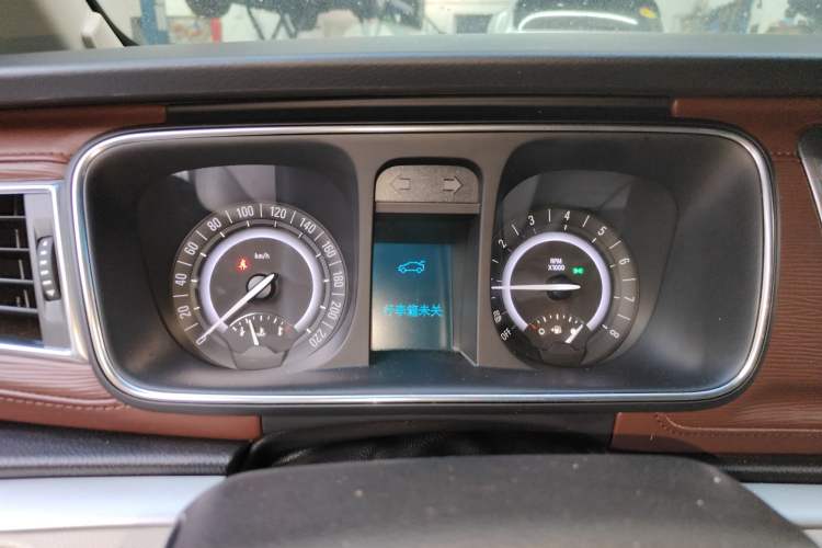 Used Buick GL8 2017 25S Luxury Version China V Standard