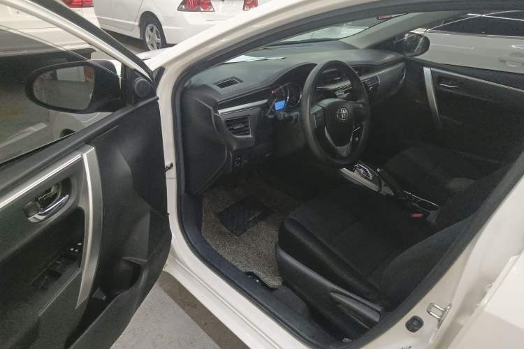 Used Toyota Corolla 2014 1.6L CVT GL
