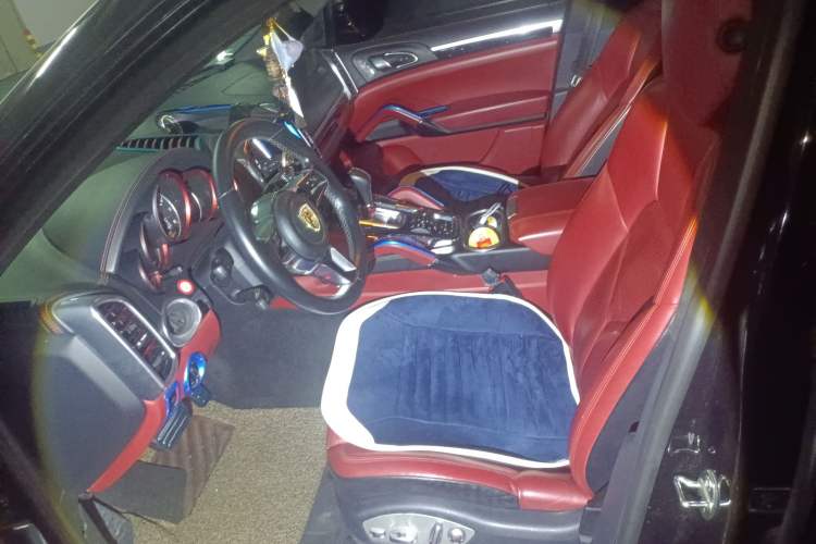 Used Porsche Cayenne 2015 Cayenne 3.0T Left Front Seat