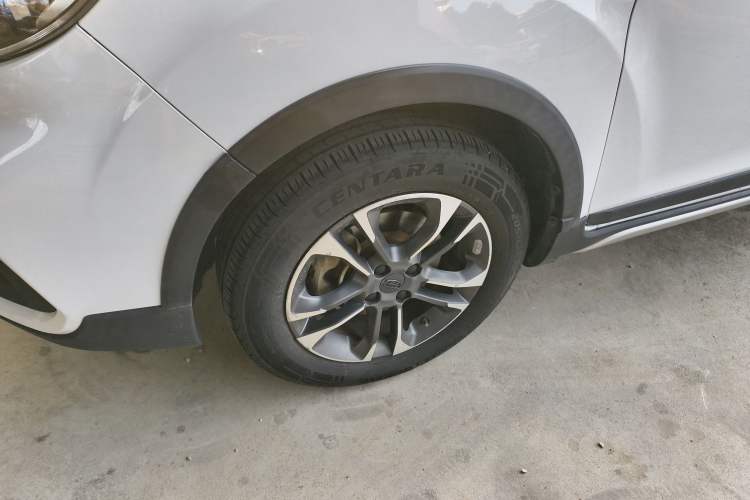 Used Geely Auto Vision X3 2019 Upgraded Model 1.5L Manual Elite Version
