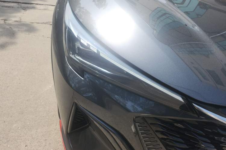 Used CHANGAN X5 PLUS 2025 1.5T DCT Excellence Edition Right Front Headlight