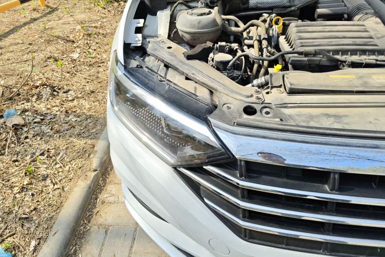 Used Volkswagen Sagitar 2022 280TSI DSG Excellence Edition Right Front Headlight