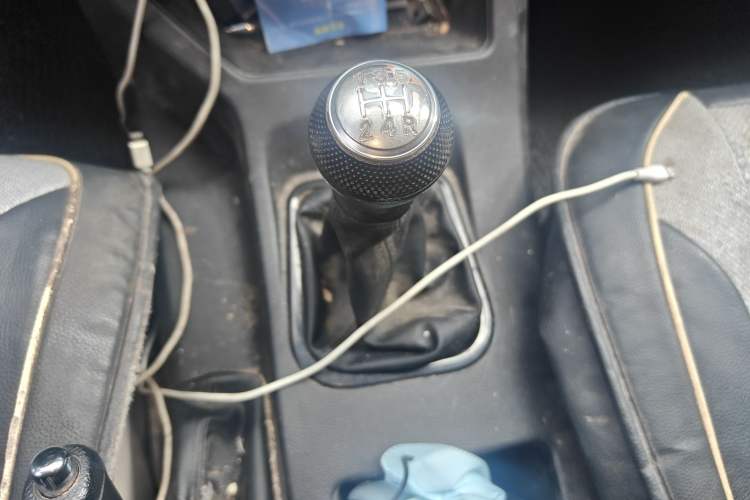 Used FORTHING Lingzhi 2019 M5L 1.6L 7-Seater Base Model China VI Standard