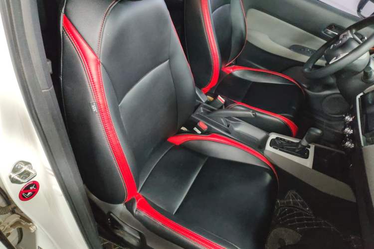 Used Honda LIFE 2021 1.5L CVT SPORT Heartbeat Edition Right Front Seat