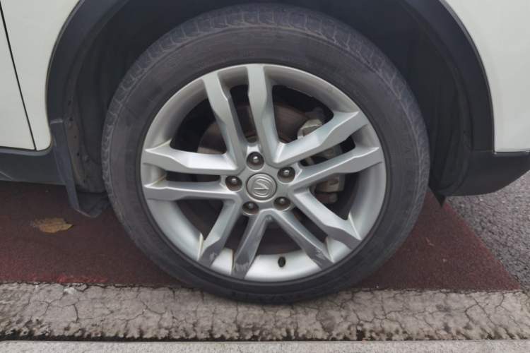 Used CHANGAN CS35 2017 1.6L Manual Luxury Model Right Front Wheel Hub