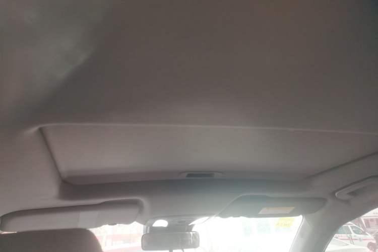 Used Dongfeng Aeolus Yixuan 2020 230T Automatic Xuanyao Track Edition Headliner