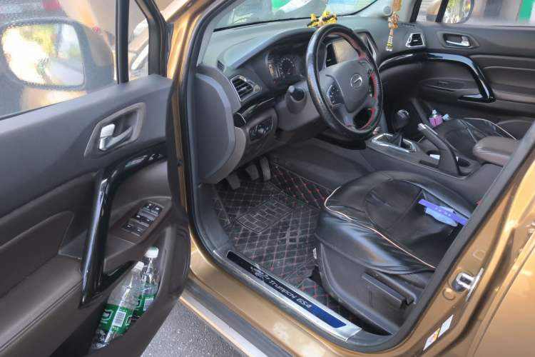 Used GAC Trumpchi GS4 2015 200T Manual Elite Edition Driver Seat