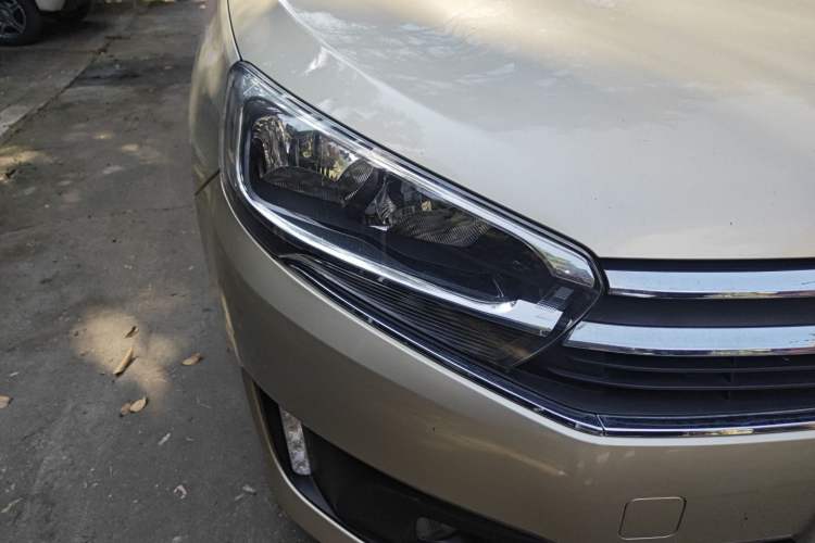 Used Citroen C4 Sega 2016 1.6L Manual Luxury Model Exterior 6