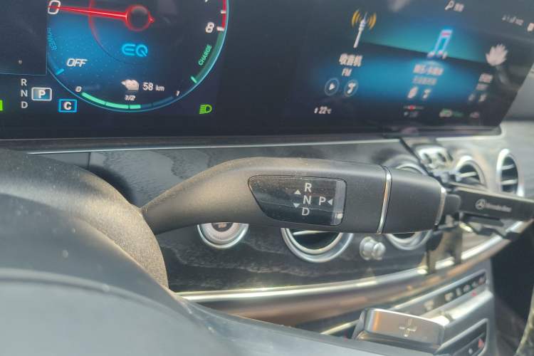 Used Mercedes-Benz E-Class New Energy 2022 Restyled E 350 e L Plug-in Hybrid Sports Sedan
