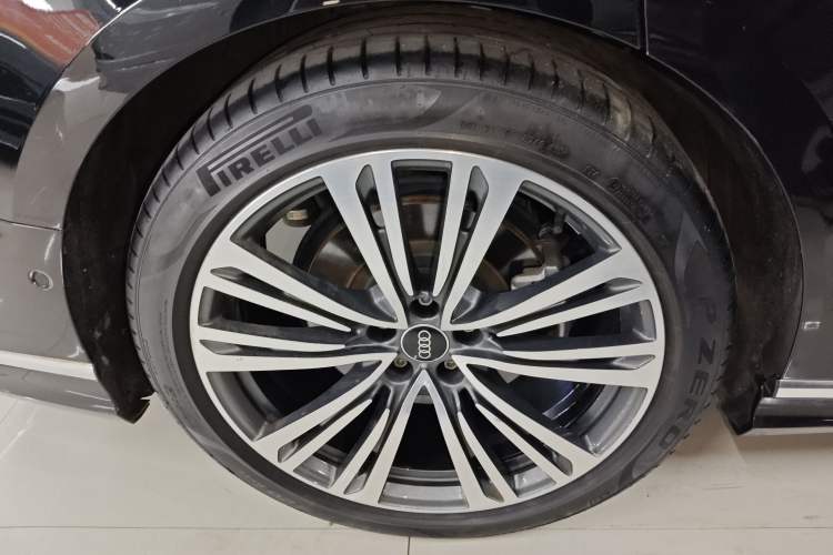 Used Audi A8 2024 A8L 50 TFSI quattro Prestige Edition
