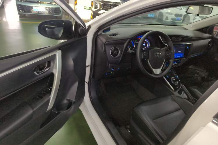 Used Toyota Corolla Hybrid E+ 2019 1.8L E-CVT Leading Edition Driver Seat