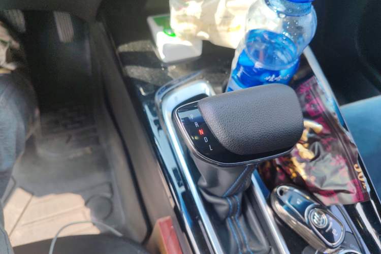 Used Buick Velite 6 2020 Plug-in Hybrid Connected Smart Edition
