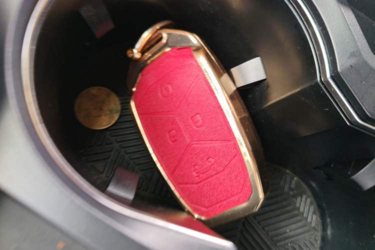 Used Lynk & Co 01 2020 2.0T Two-Wheel Drive Pure Pro Version China VI Standard