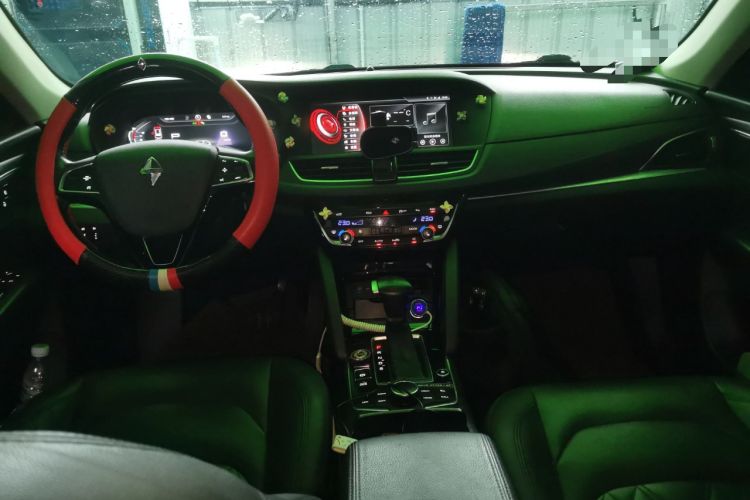 Used BORGWARD BX7 2018 28T Two-Wheel Drive Luxury Version 5 Seats China V Emission Standard