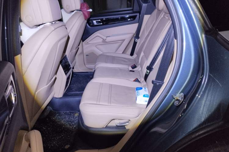 Used Porsche Cayenne 2018 Cayenne 3.0T Left Rear Seat