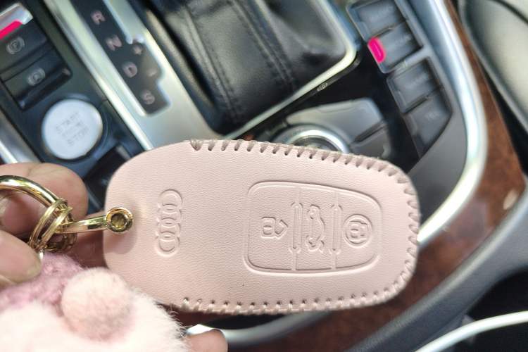 Used Audi Q5 2011 2.0TFSI Comfort Version
