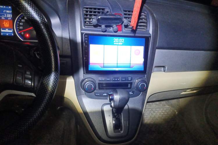 Used Honda CR-V 2010 2.4L automatic four-wheel drive luxury version Audio And AC Panel