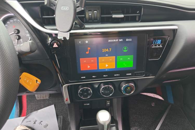 Used Toyota Corolla 2017 Revised Version 1.2T S-CVT GL-i Audio And AC Panel