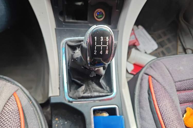 Used Geely Auto Emgrand 2016 Sedan 1.5L Manual Fashion Edition