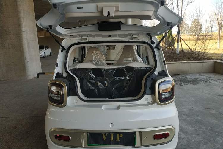 Used Bestune Pony 2025 222km Range Agile Horse
