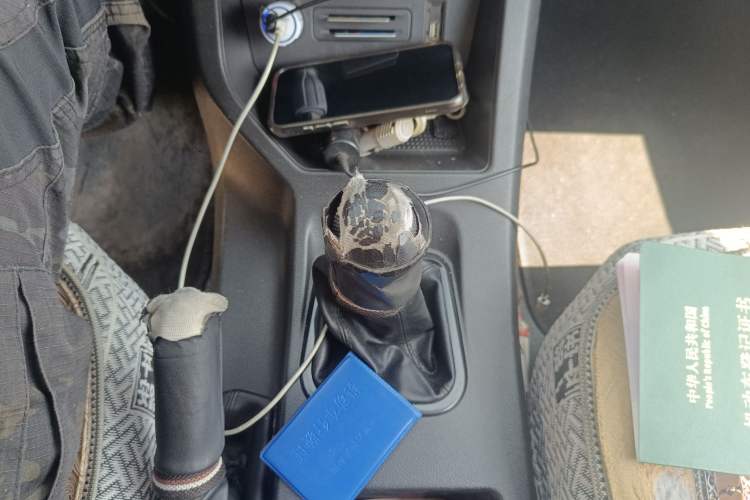 Used FORTHING Lingzhi 2022 M5L 1.6L Utility Model 7 Seats Gear Lever