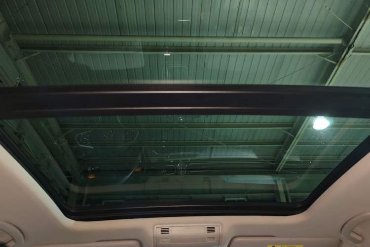 Used Volkswagen Magotan 2023 2 Million Units Limited Edition 330TSI DSG Leading Version
