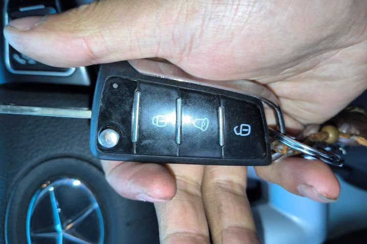 Used JAC Refine M5 2017 2.0T Gasoline Dual-Clutch Executive Version