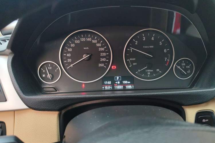 Used BMW 3 Series 2013 320Li Fashion Model