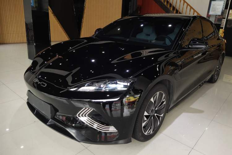 Used BYD Seal 2022 550 km Standard Range Rear-Wheel Drive Prestige Version
