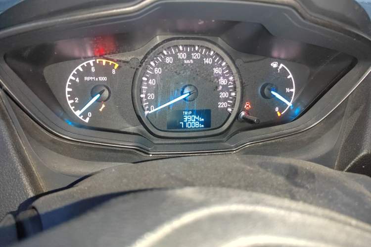 Used Ford Escort 2015 1.5L Manual Comfort Model
