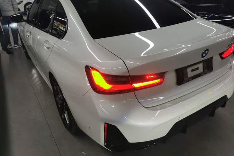 Used BMW 3 Series 2025 330Li M Sport Shadowline Package
