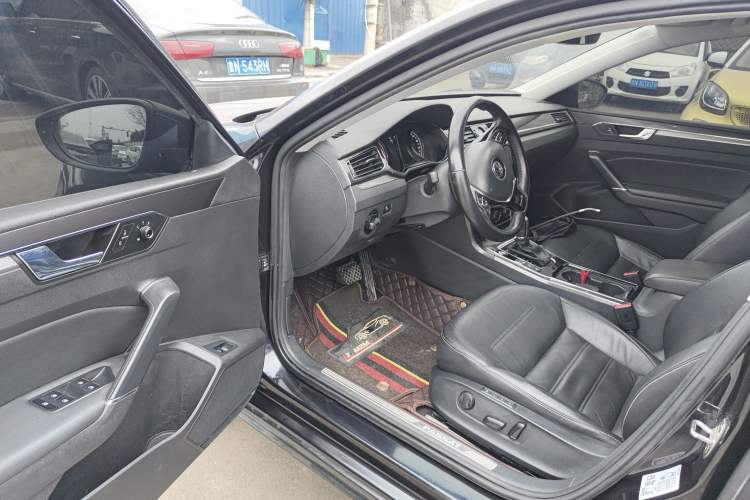 Used Volkswagen Passat 2017 330TSI DSG Prestige Edition