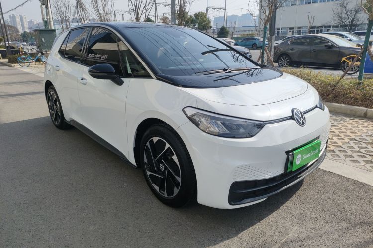 Used Volkswagen ID.3 2025 Smart Edition Outstanding Model
