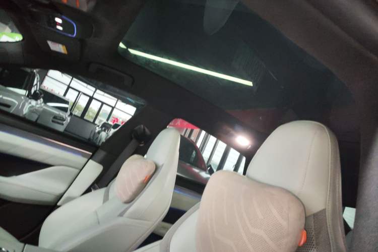 Used Zeekr 001 2024 WE Edition 95 kWh All-Wheel Drive Headliner