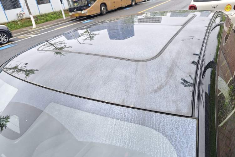 Used Lynk & Co 07 2024 EM-P 126 Long-Range Ultra Roof