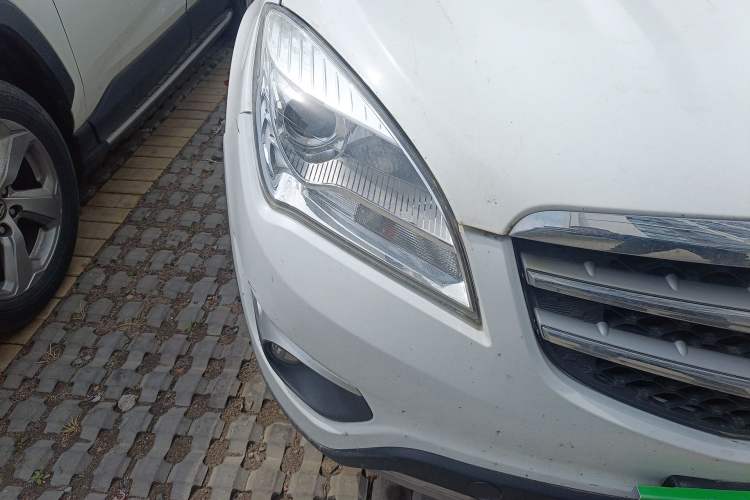 Used CHANGAN CS35 2016 1.6L Manual Luxury Model China IV Standard Right Front Headlight