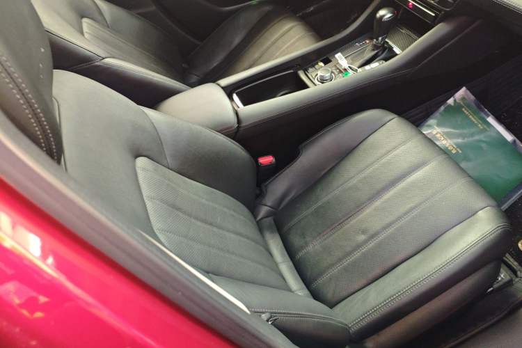 Used Mazda Atenza 2021 2.0L Blue Sky Luxury Edition Right Front Seat